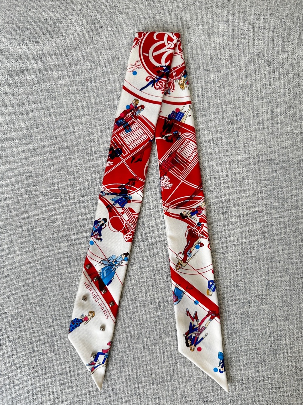 Hermes Twilly Scarf (Ex-Libris Les Parisiennes / Twilly Cloute)